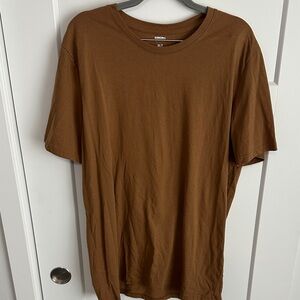 Sonoma Men's Short Sleeve Tee in Rich Brown